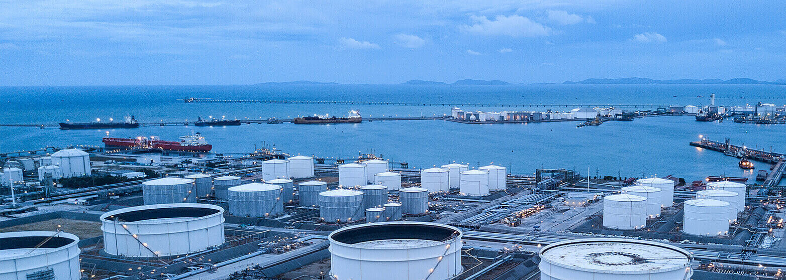 Schaltschränke von Schimscha für die Raffinerie